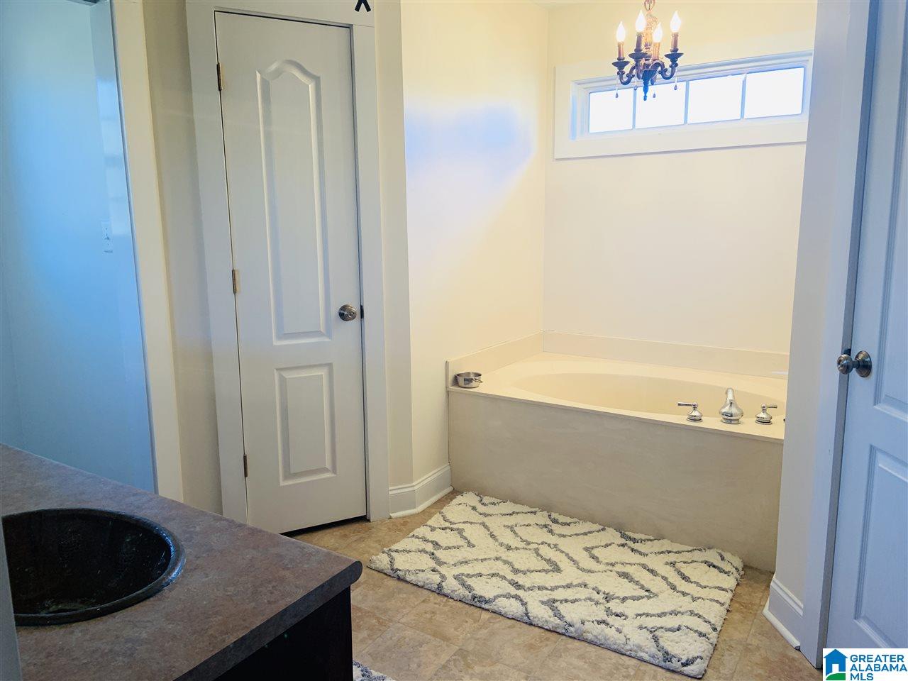 908 Colquitt Street Gadsden, AL 35903 - Photo 13 of 35