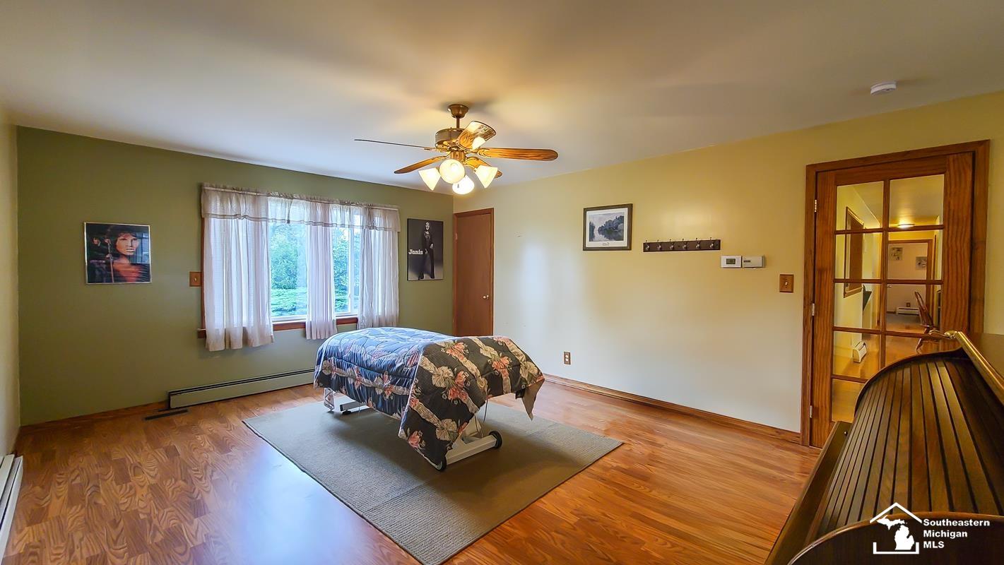 23451 Gibraltar Road Flat Rock, MI 48134 - Photo 36 of 55 50154695-b5437a5f-e4f0-4270-a7a3-5cf8bfc2a3a8.JPG