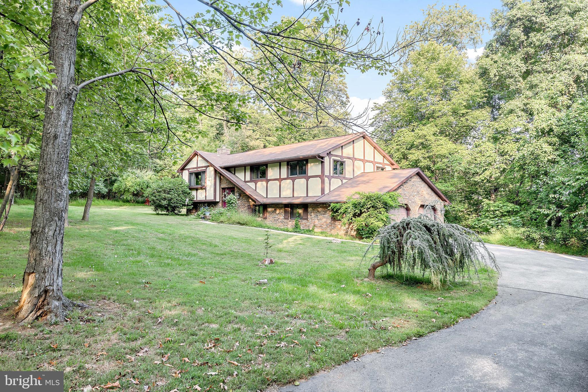 2131 Longs Gap Road Carlisle, PA 17013 - Photo 3 of 28 Gallery Image 3