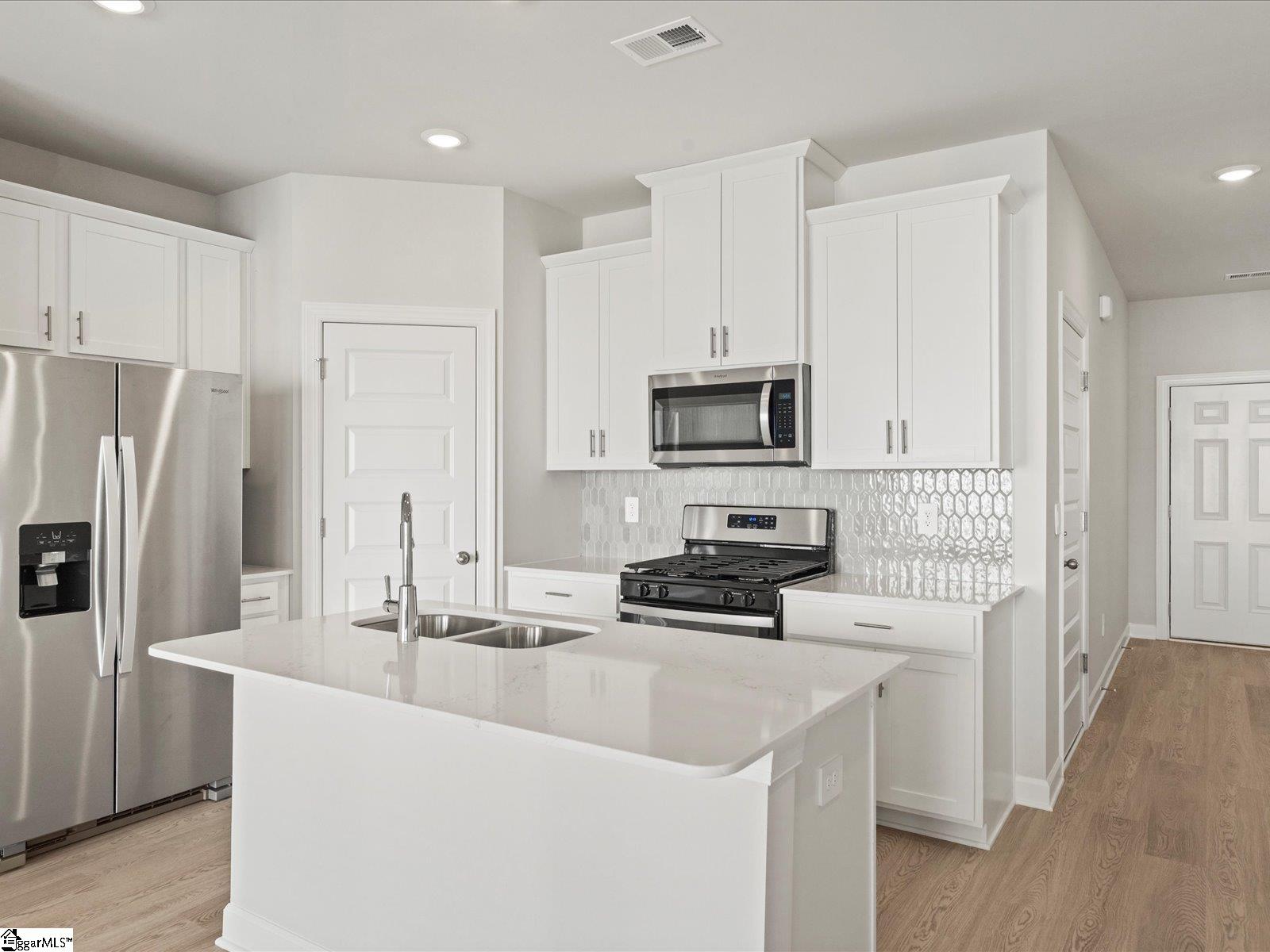 308 Hampton George Court Greer, SC 29651 - Photo 6 of 26