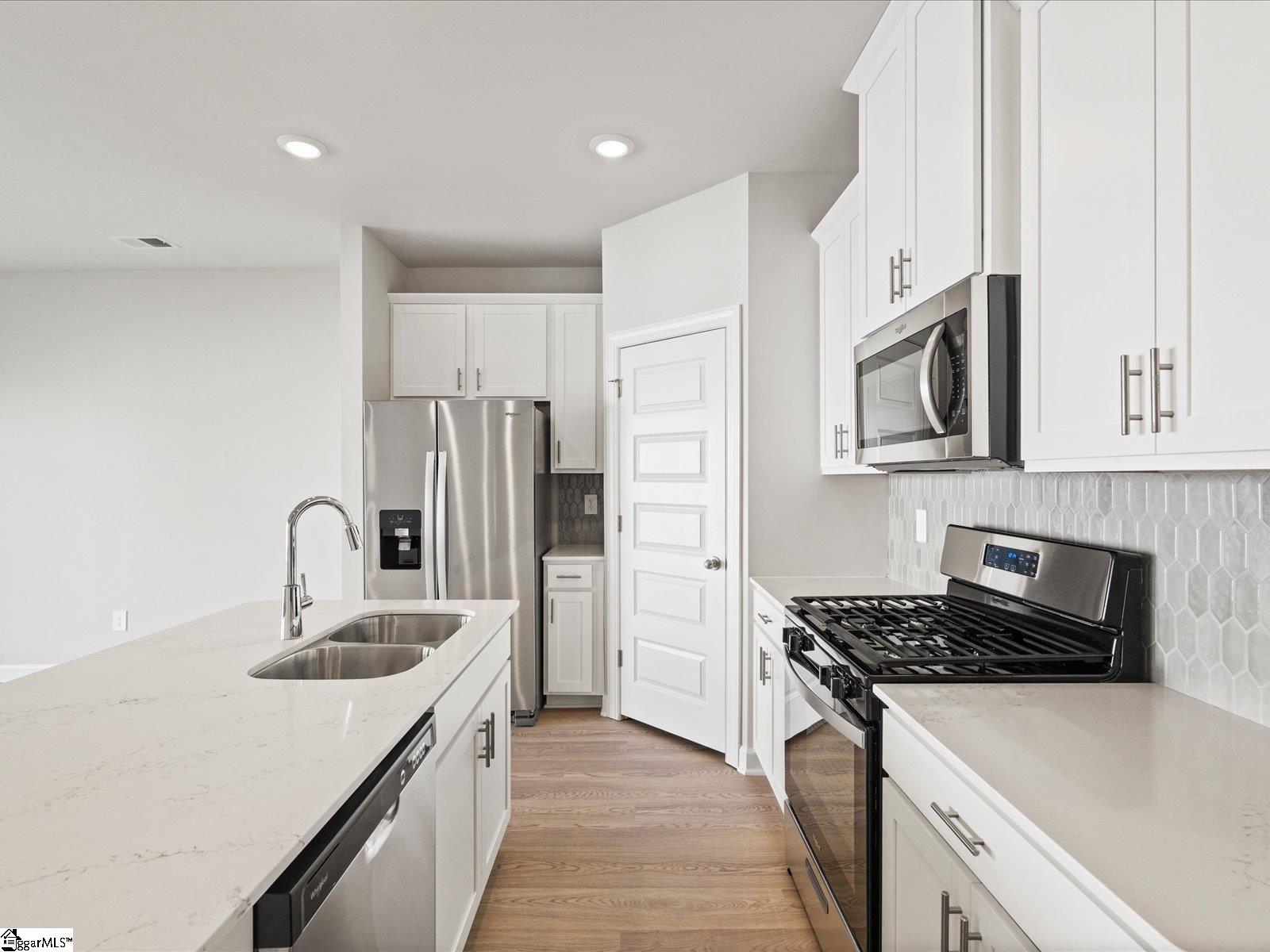 308 Hampton George Court Greer, SC 29651 - Photo 7 of 26