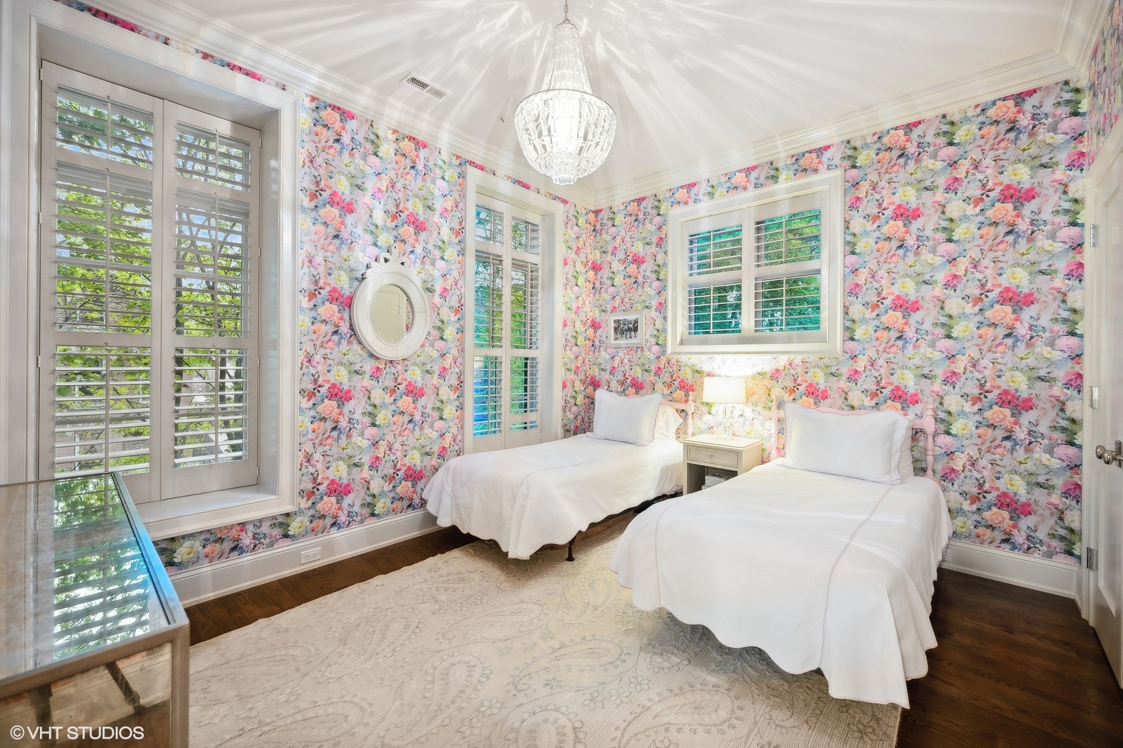 1855 North Dayton Street Chicago, IL 60614 - Photo 28 of 51 a bedroom with two beds and a chandelier
