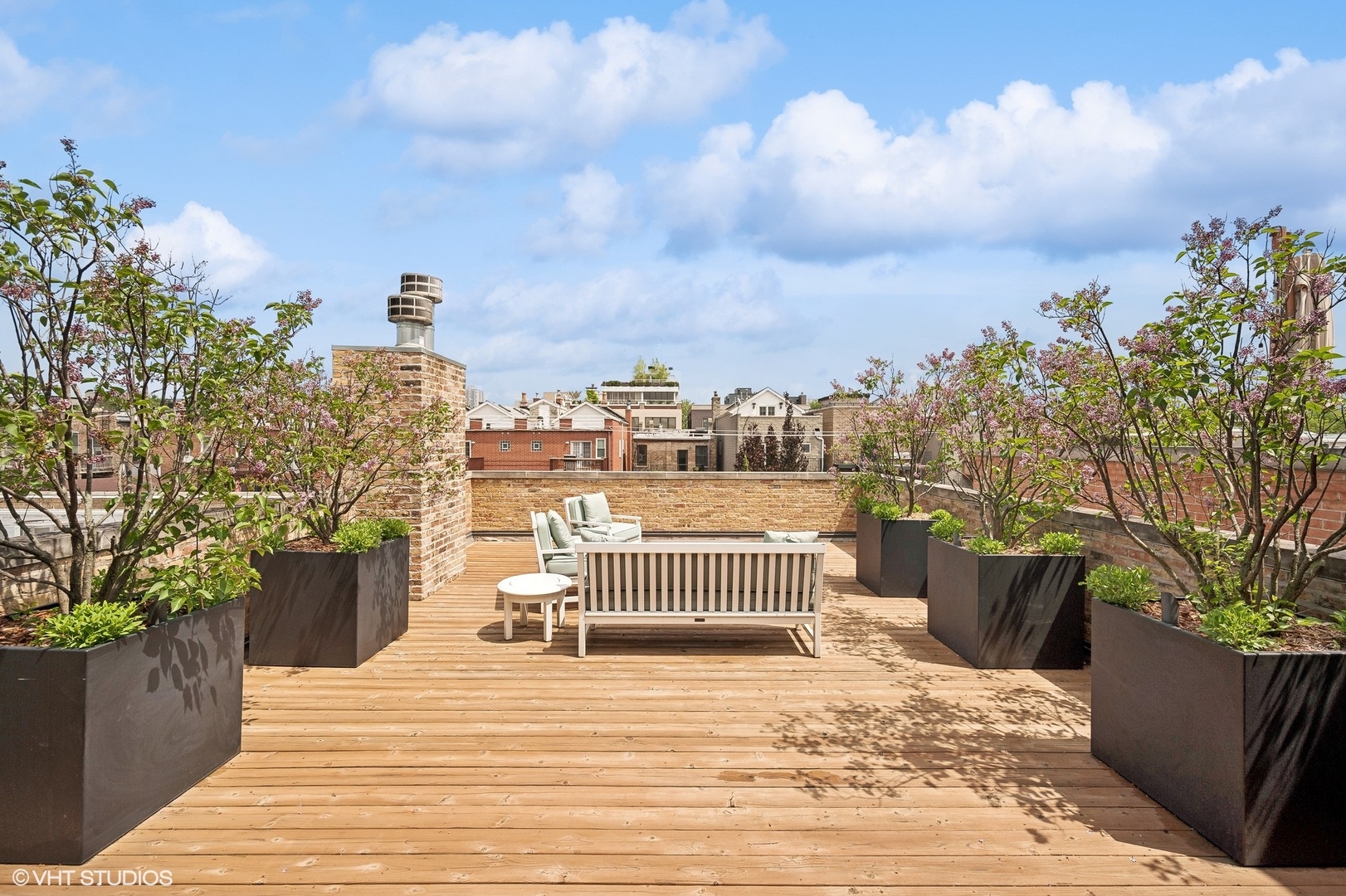 1855 North Dayton Street Chicago, IL 60614 - Photo 40 of 51 a view of a terrace