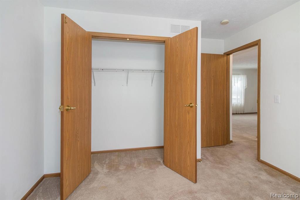 12098 South Reed Road Byron, MI 48418 - Photo 15 of 28