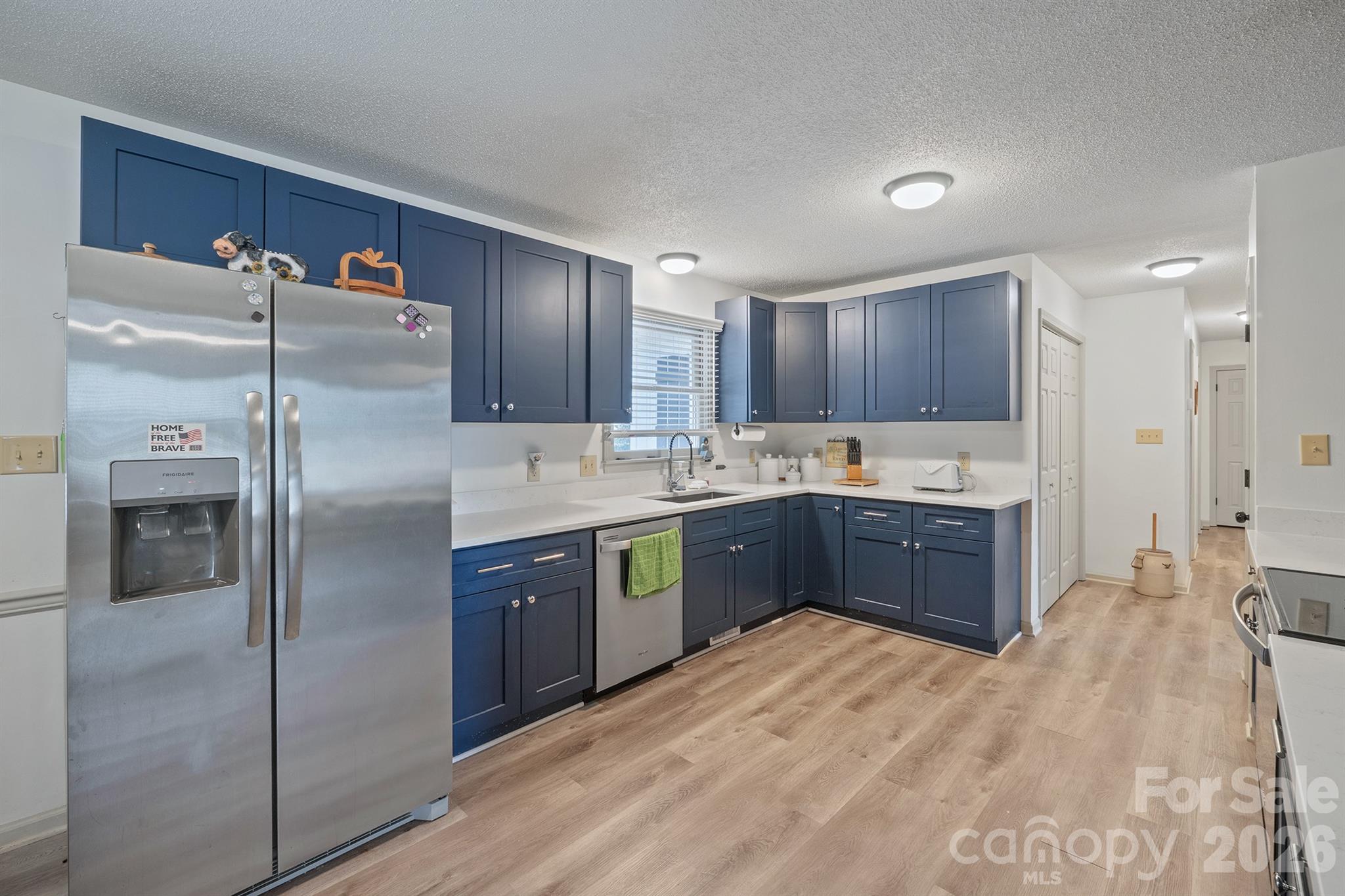 1504 2nd Street Northeast Conover, NC 28613 - Photo 4 of 26