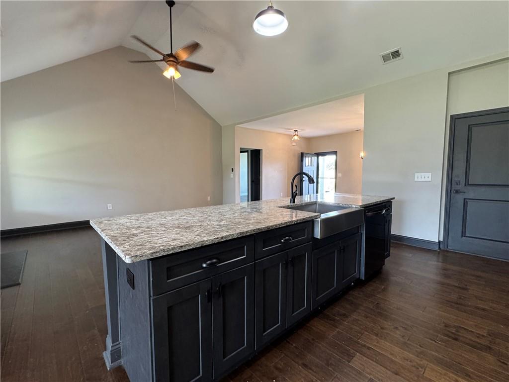 127 Alex Court Calhoun, GA 30701 - Photo 10 of 33