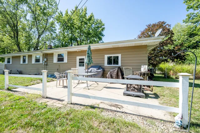 $243,000 | 3215 Meade Court, St. Joseph, MI 49085