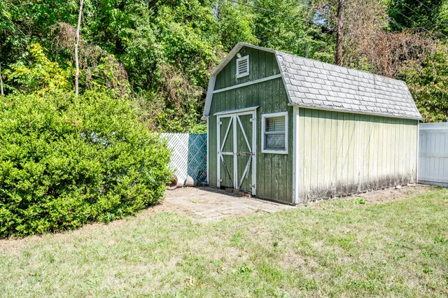 $243,000 | 3215 Meade Court, St. Joseph, MI 49085