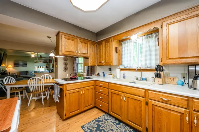 $243,000 | 3215 Meade Court, St. Joseph, MI 49085