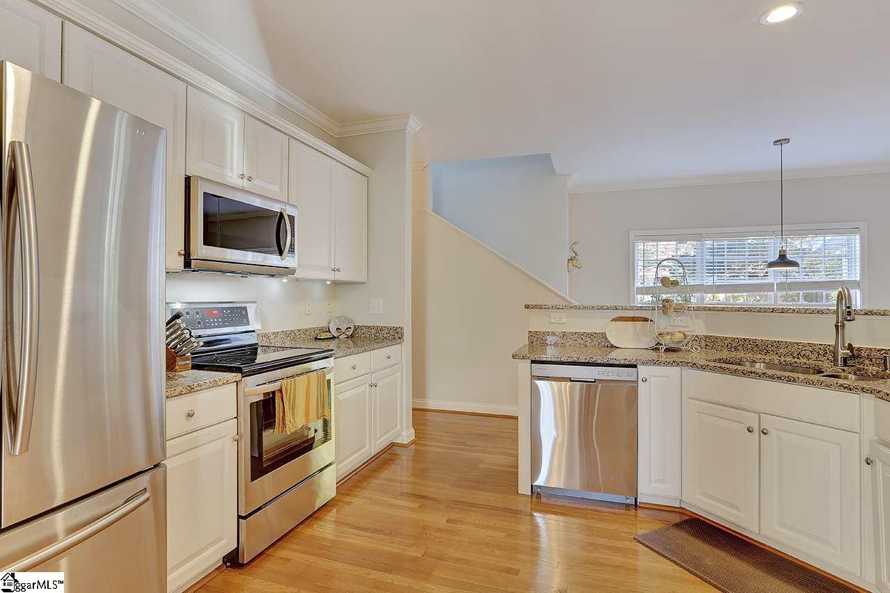 126 Summer Hill Road Simpsonville, SC 29681 - Photo 12 of 36 Gallery Image 12