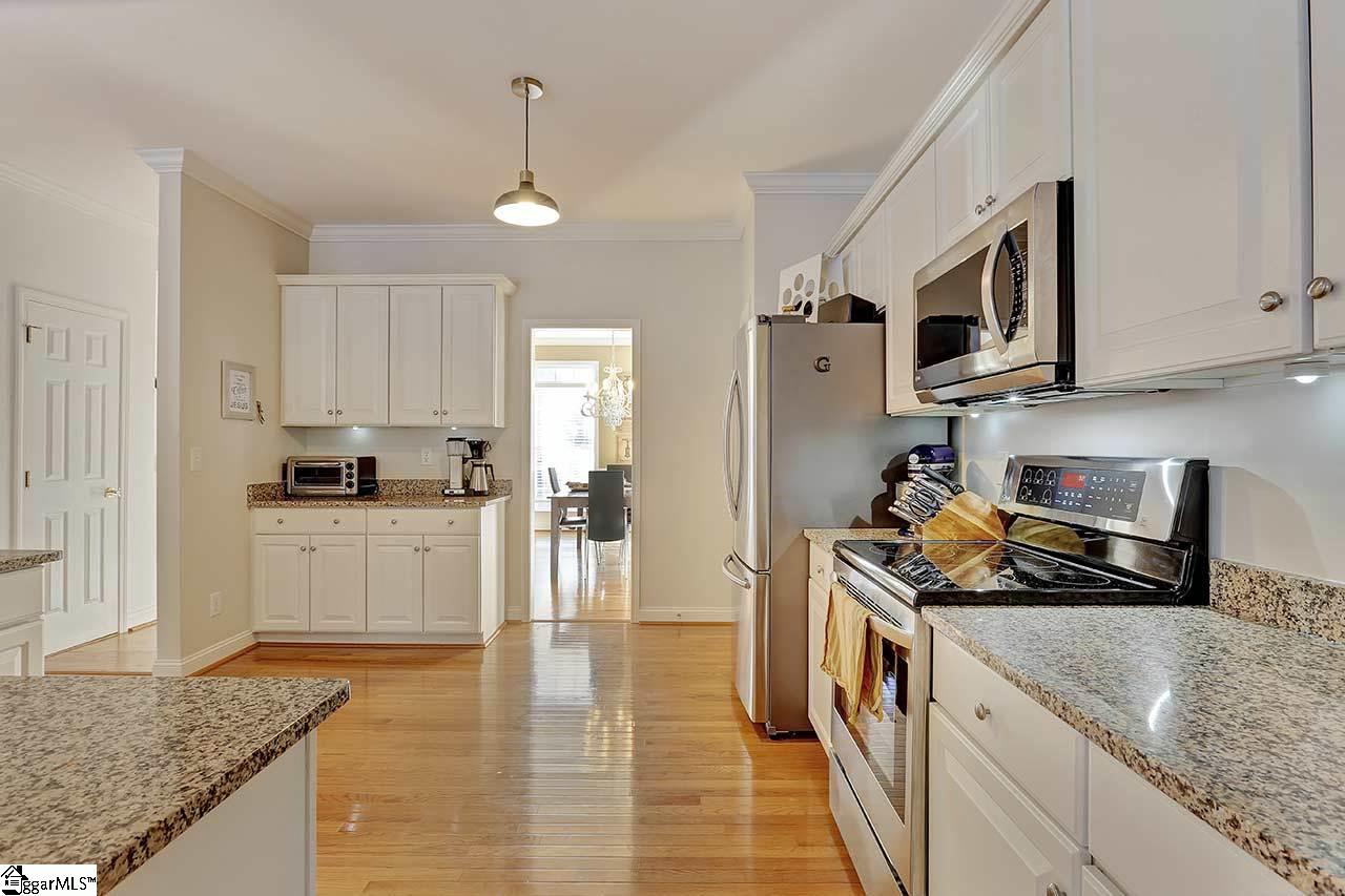 126 Summer Hill Road Simpsonville, SC 29681 - Photo 15 of 36 Gallery Image 15