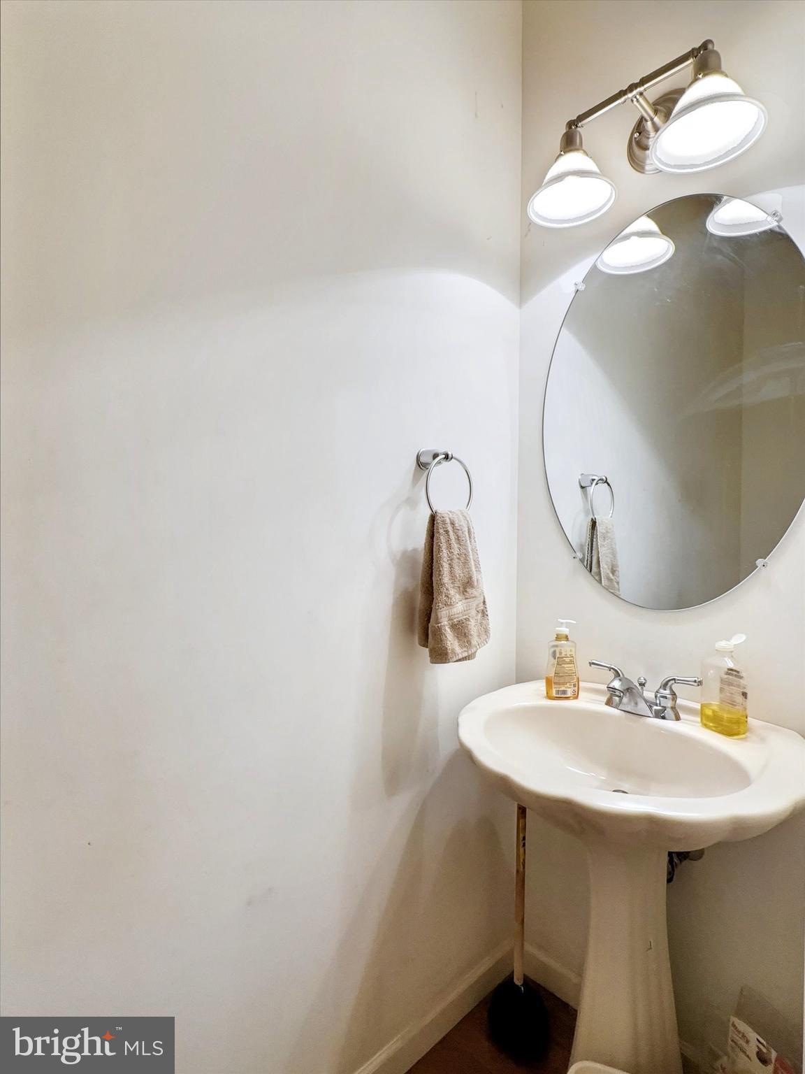 3704 Skipton Circle York, PA 17402 - Photo 14 of 32