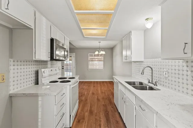 $275,000 | 900 Wandering Way Drive, Allen, TX 75002