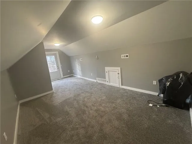 $179,500 | 1402 South Park Avenue, Oak Grove, MO 64075