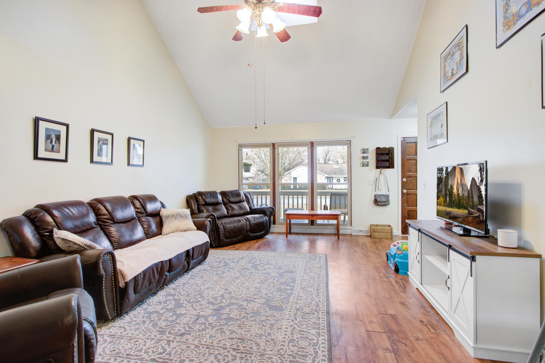507 Longleaf Road Summerville, SC 29486 - Photo 5 of 40 507 Longleaf Rd, Summerville SC (7)