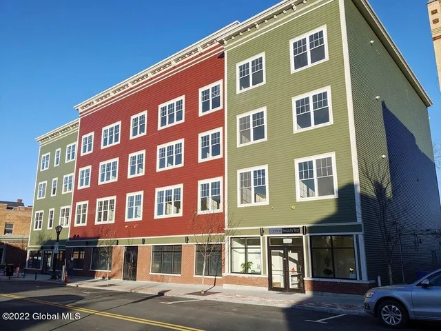 $1,275 | 12 White Street, Unit 24, Cohoes, NY 12047