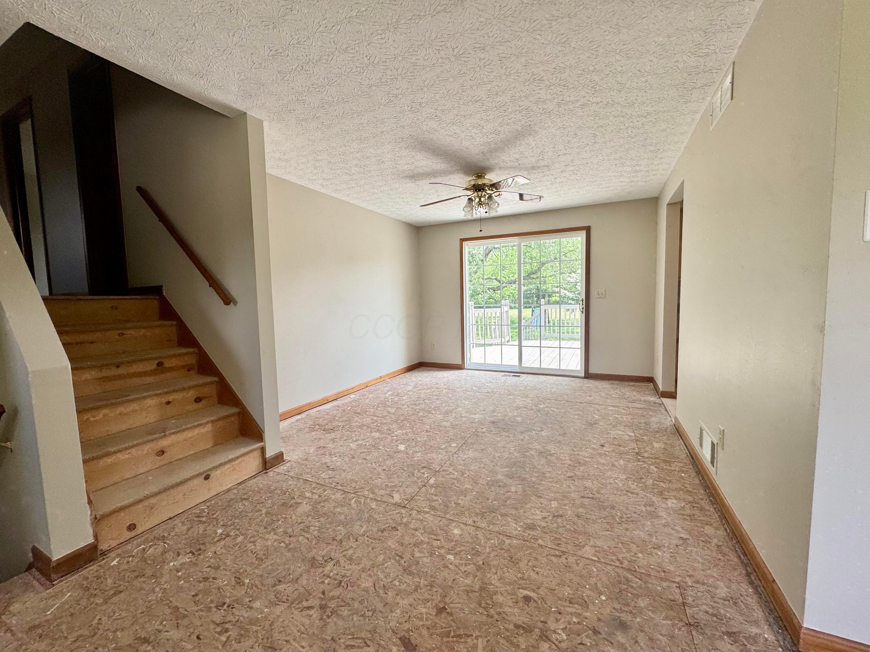 5275 Harlem Road Galena, OH 43021 - Photo 6 of 21 3