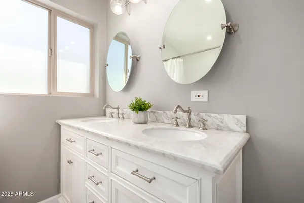 $680,000 | 4101 East Edgemont Avenue, Phoenix, AZ 85008