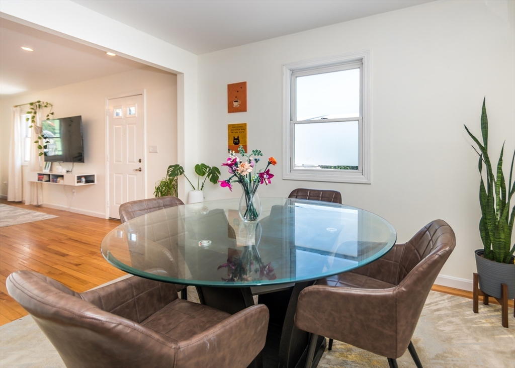 3 Mt Walley Road Waltham, MA 02451 - Photo 7 of 27