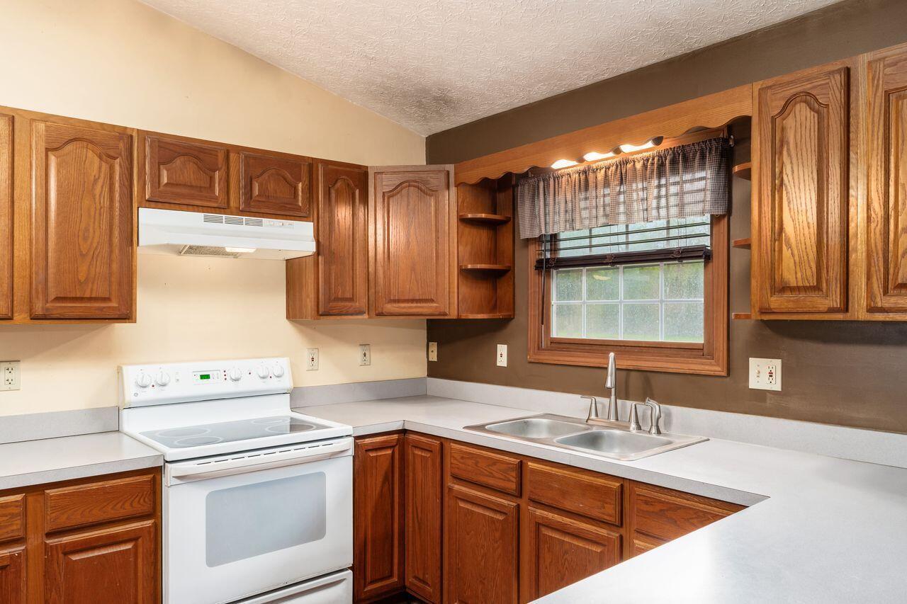 6159 Watkins Road Southwest Pataskala, OH 43062 - Photo 20 of 34