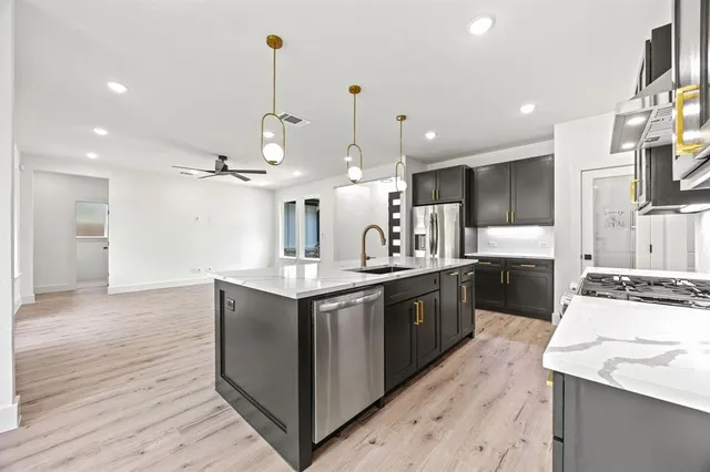 $395,000 | 402 South Humphrey Avenue, Kerens, TX 75144