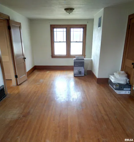 $177,500 | 803 West Meadows Place, Peoria, IL 61604