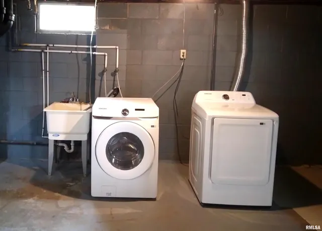 $177,500 | 803 West Meadows Place, Peoria, IL 61604