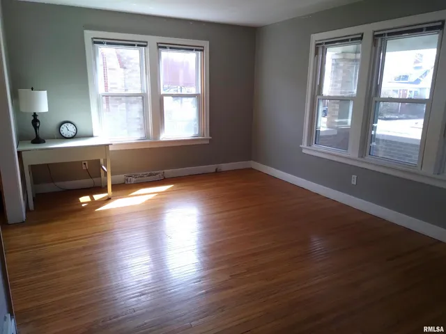 $177,500 | 803 West Meadows Place, Peoria, IL 61604