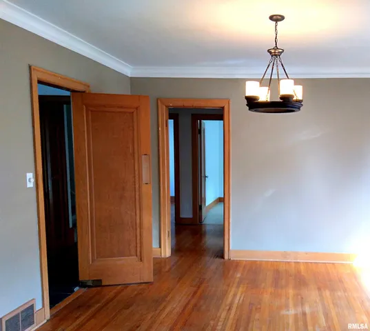 $177,500 | 803 West Meadows Place, Peoria, IL 61604