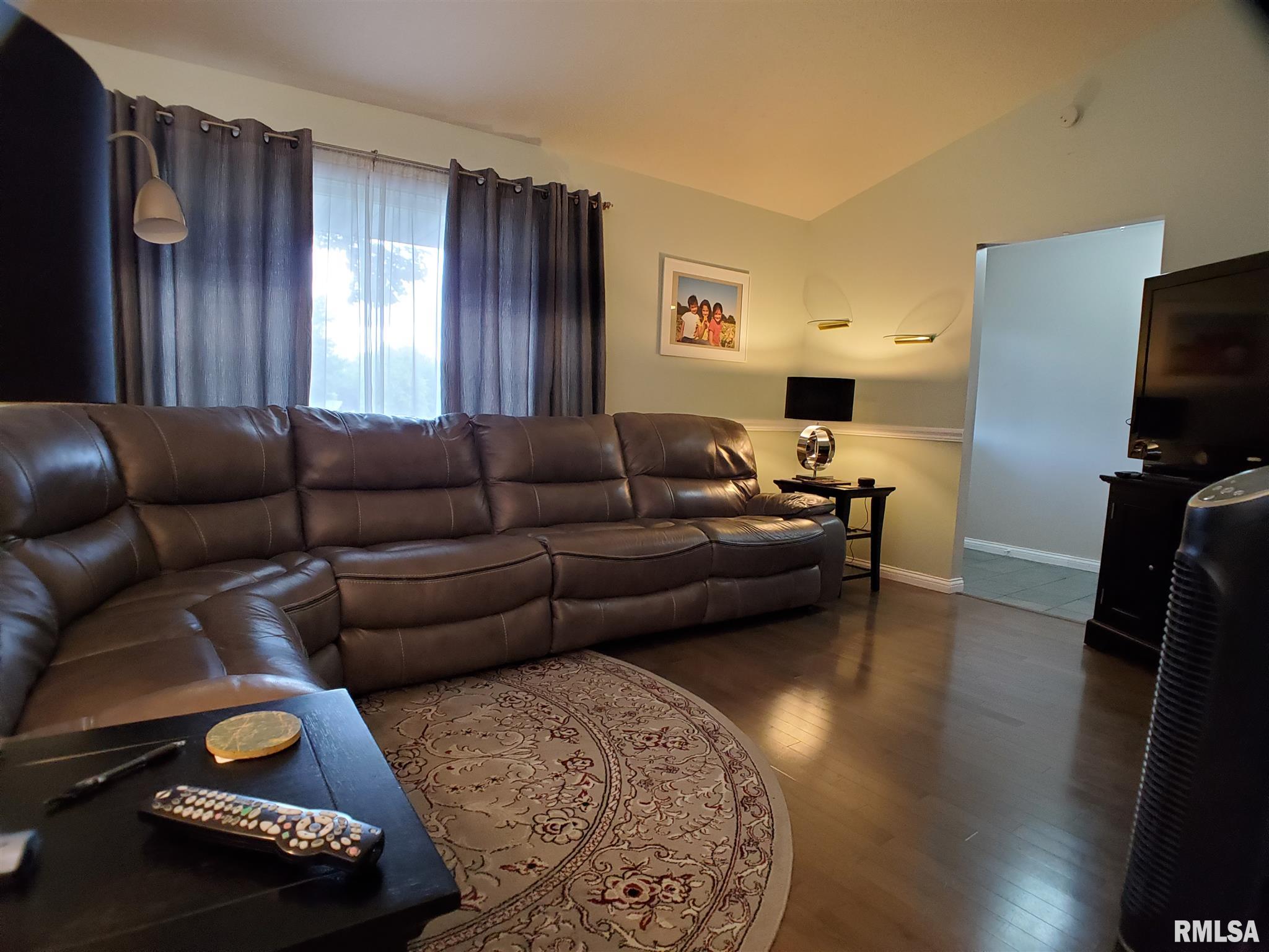 12 Woods Mill Road Sherman, IL 62684 - Photo 3 of 43 Gallery Image 3