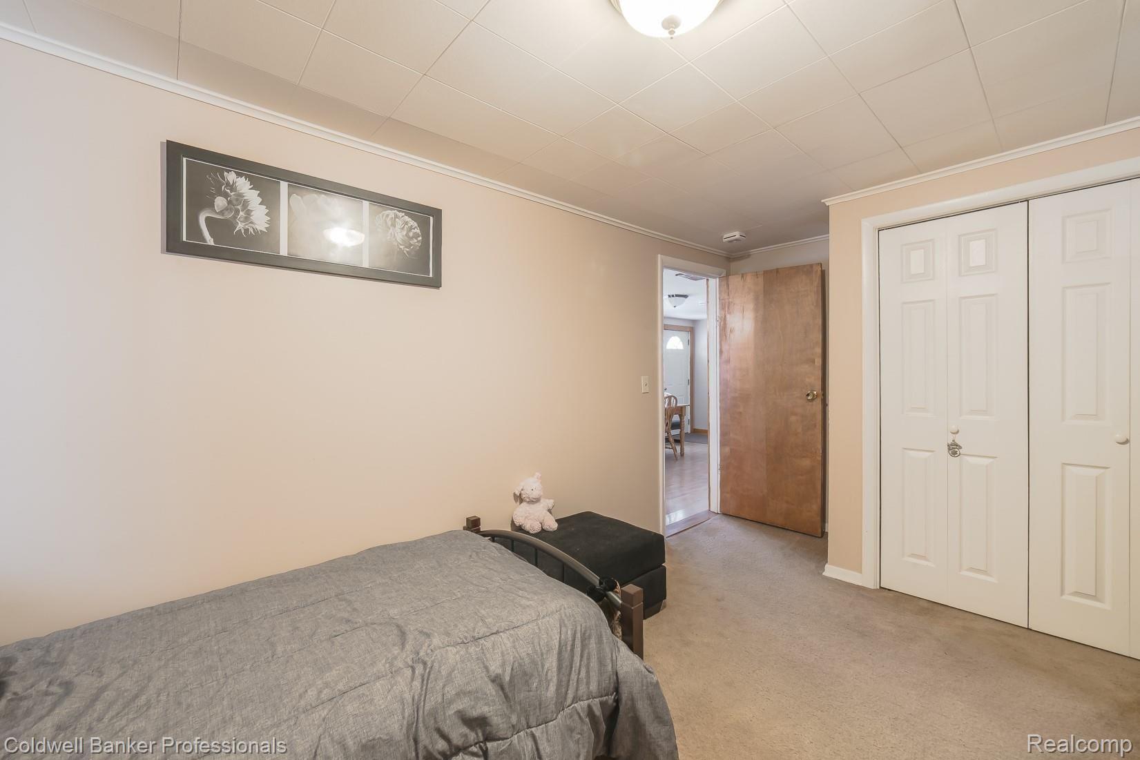 171 South Elba Road Lapeer, MI 48446 - Photo 16 of 26 171 S Elba Rd-17.jpg
