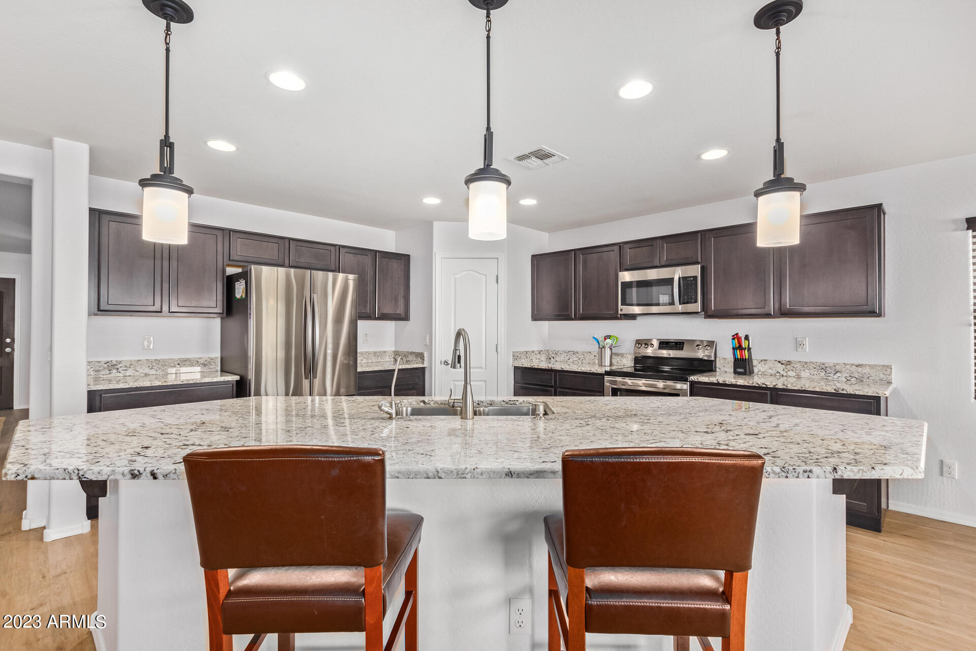 7536 West Darrel Road Laveen, AZ 85339 - Photo 9 of 29 07 - Darrell