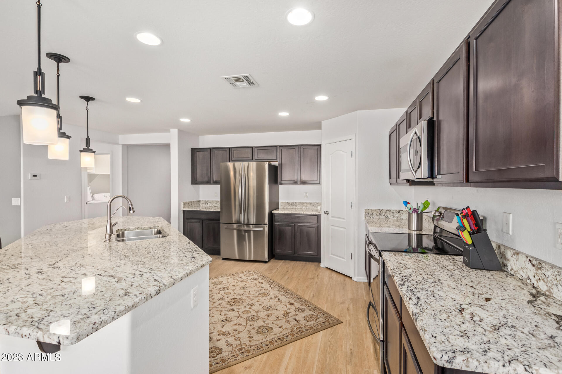 7536 West Darrel Road Laveen, AZ 85339 - Photo 10 of 29 08 - Darrell