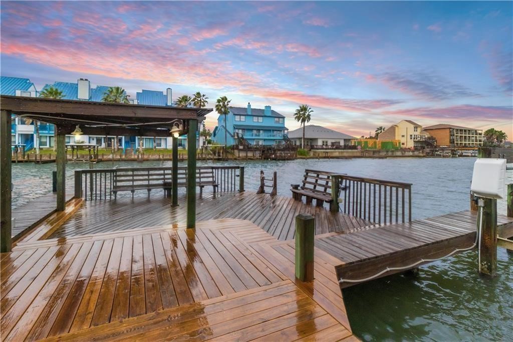 14427 Compass Street, Unit B10 Corpus Christi, TX 78418 - Photo 15 of 16 a view of roof deck with patio