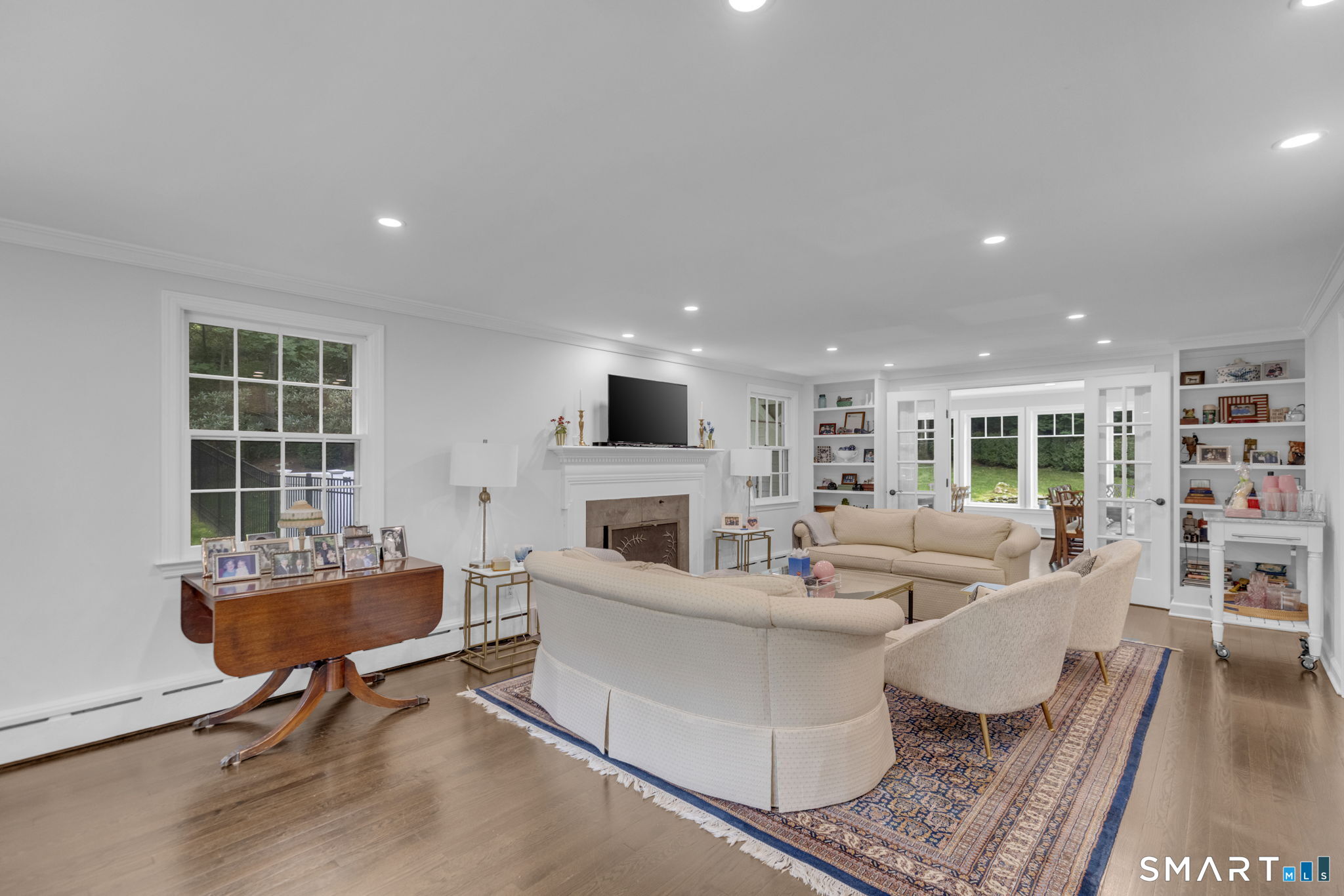 245 Cedar Road Fairfield, CT 06890 - Photo 11 of 38 Gallery Image 11