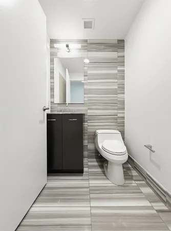 $1,045,000 | 2 2nd Street, Unit 2104, Jersey City, NJ 07302