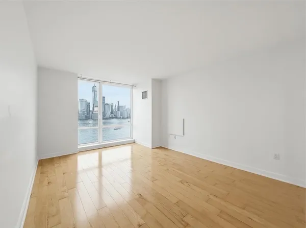 $1,045,000 | 2 2nd Street, Unit 2104, Jersey City, NJ 07302