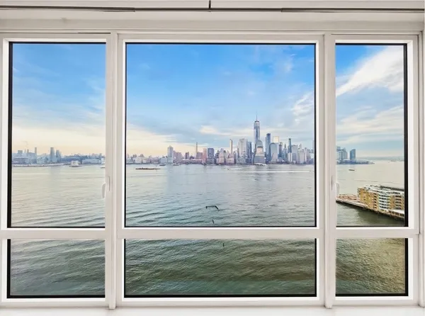 $1,045,000 | 2 2nd Street, Unit 2104, Jersey City, NJ 07302