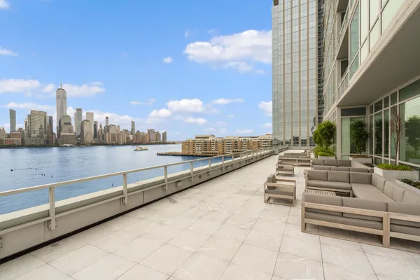 $1,045,000 | 2 2nd Street, Unit 2104, Jersey City, NJ 07302