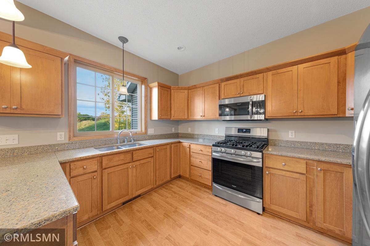 1107 Shumway Court Faribault, MN 55021 - Photo 17 of 47