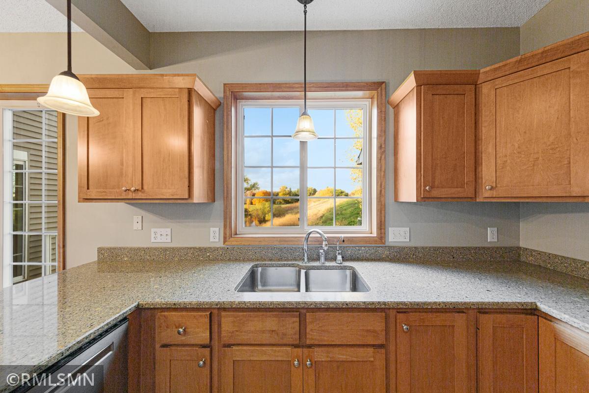 1107 Shumway Court Faribault, MN 55021 - Photo 19 of 47