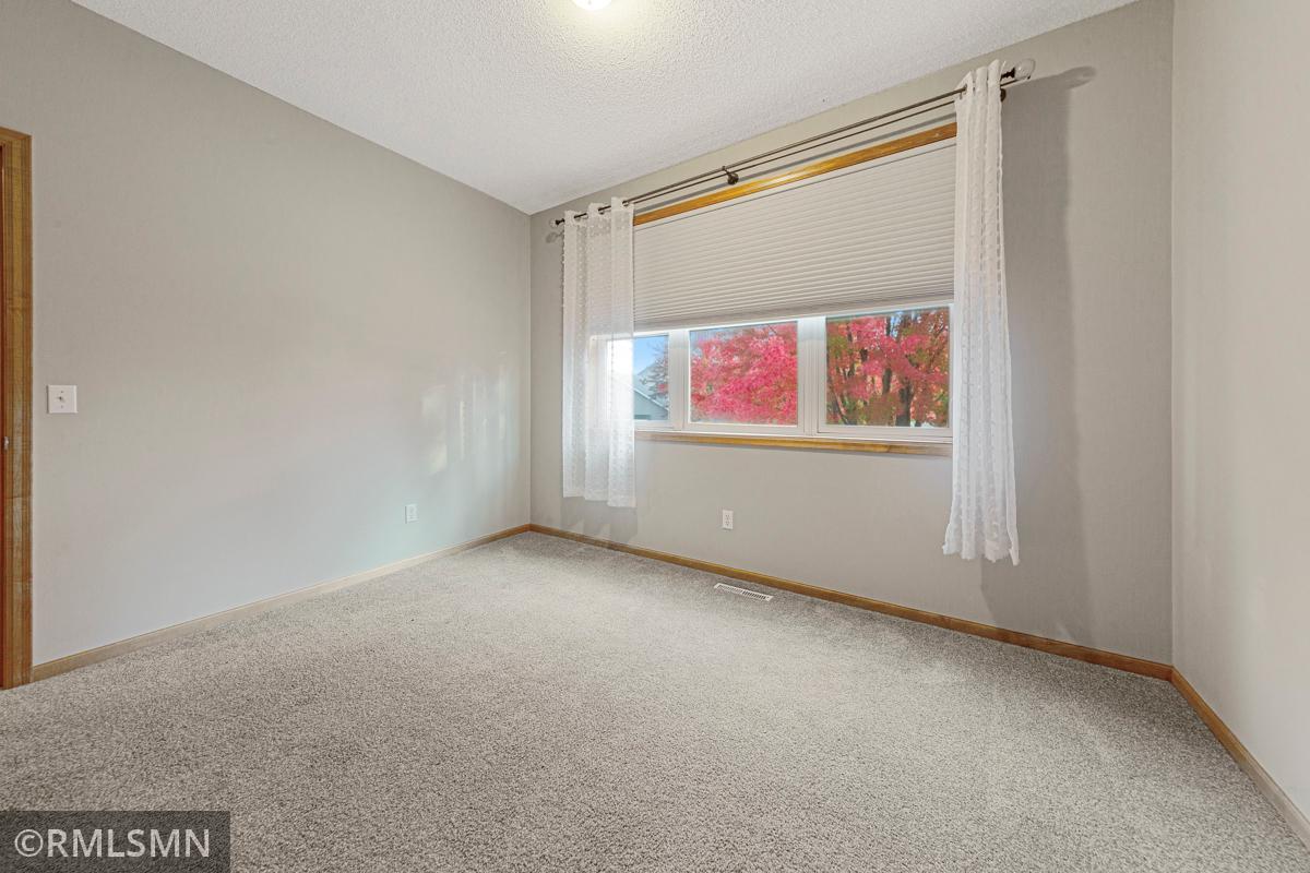 1107 Shumway Court Faribault, MN 55021 - Photo 26 of 47