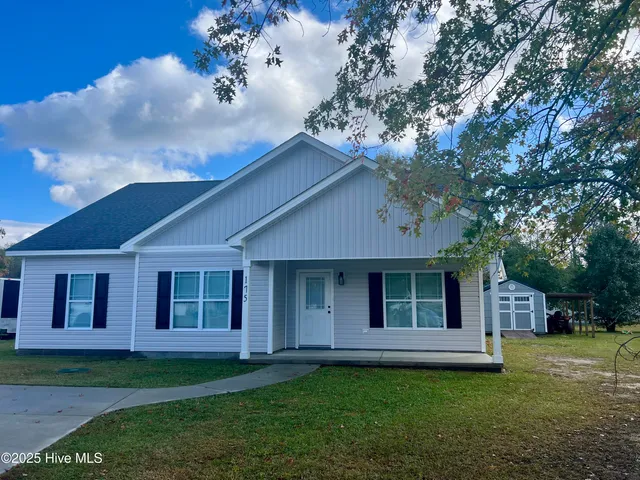 $279,900 | 175 Joshua Drive, Chocowinity, NC 27817