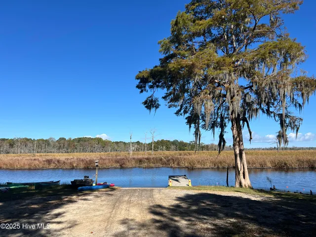 $279,900 | 175 Joshua Drive, Chocowinity, NC 27817