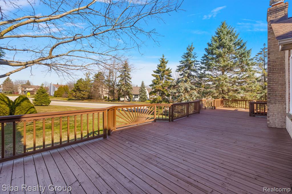 1602 Hillside Lane Rochester Hills, MI 48307 - Photo 18 of 63