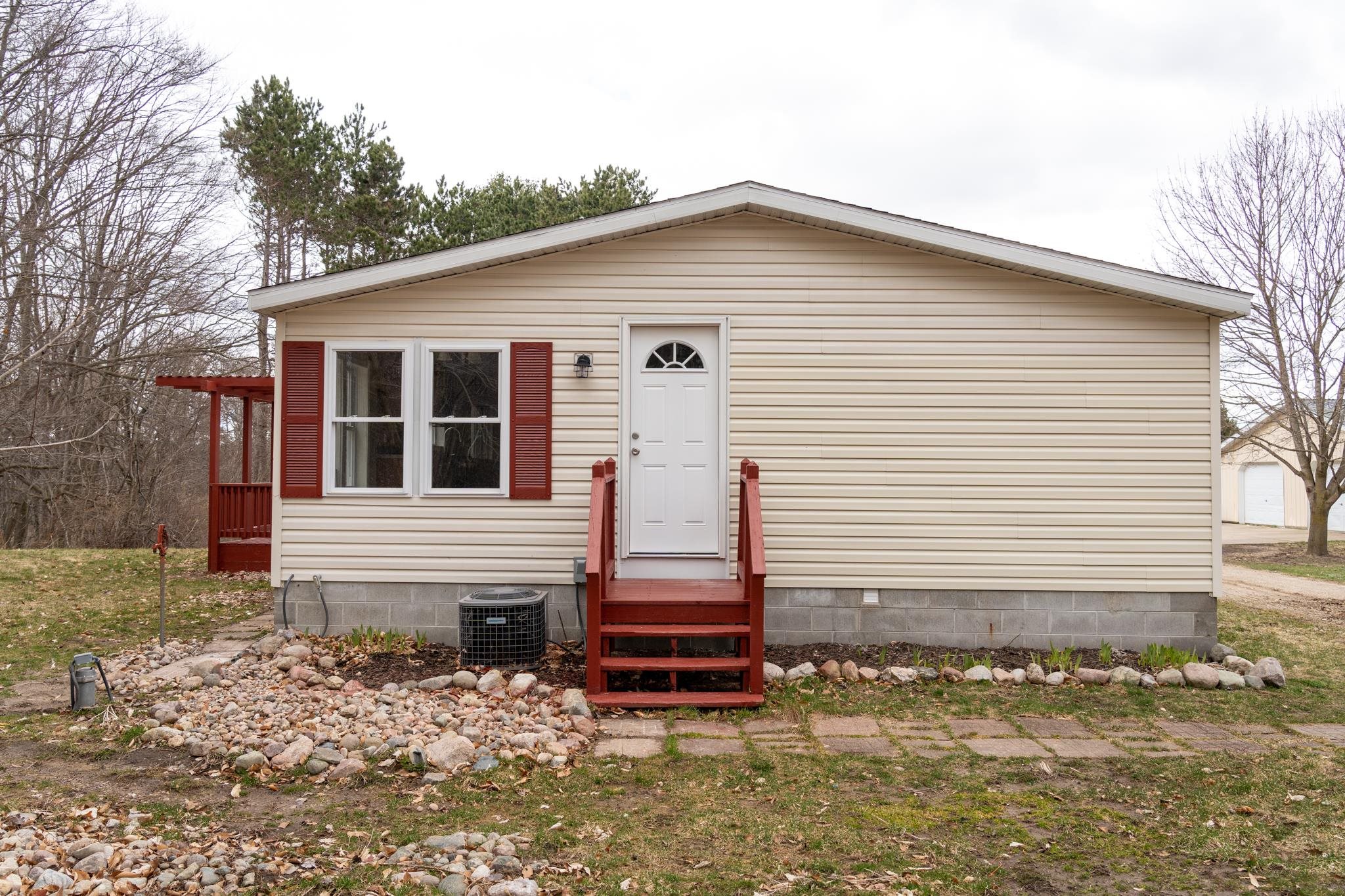 4731 13 Mile Road Remus, MI 49340 - Photo 7 of 34