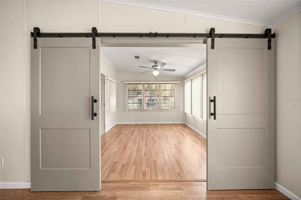 712 Devon Drive Lady Lake, FL 32159 - Photo 6 of 31