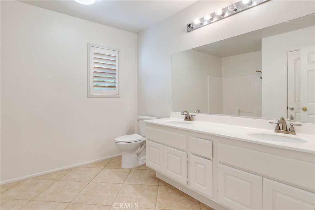 9140 Village Way Riverside, CA 92508 - Photo 26 of 37 hall bathroom