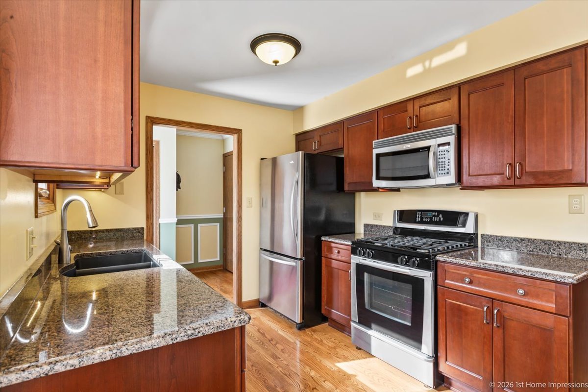 2550 West 112th Street, Unit D Chicago, IL 60655 - Photo 7 of 30