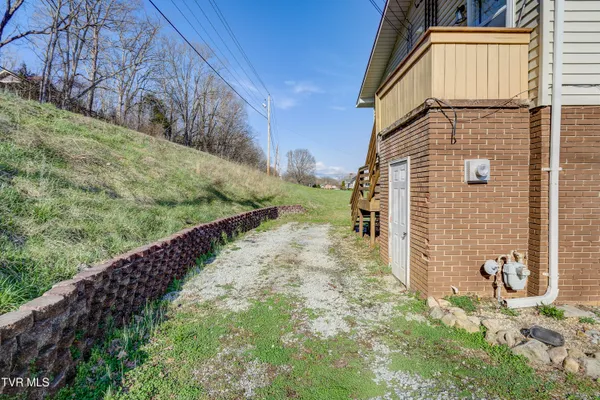 $389,900 | 103 Warrior Lane, Johnson City, TN 37601
